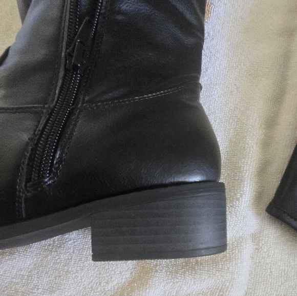 Wide Width Riding Boots - Picture 4 of 4